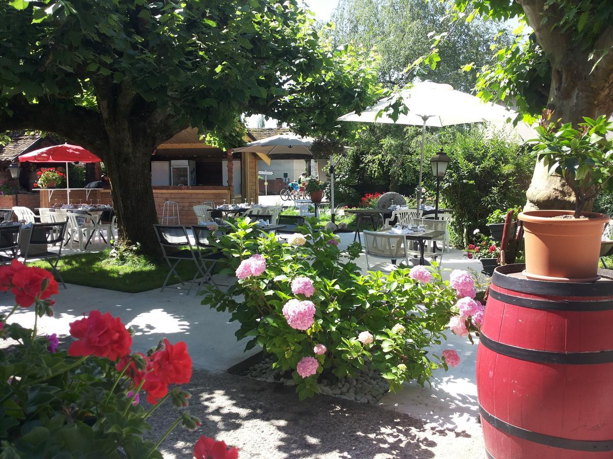 Le Relais Des Vieilles Postes Hotel Les Avenières Kültér fotó