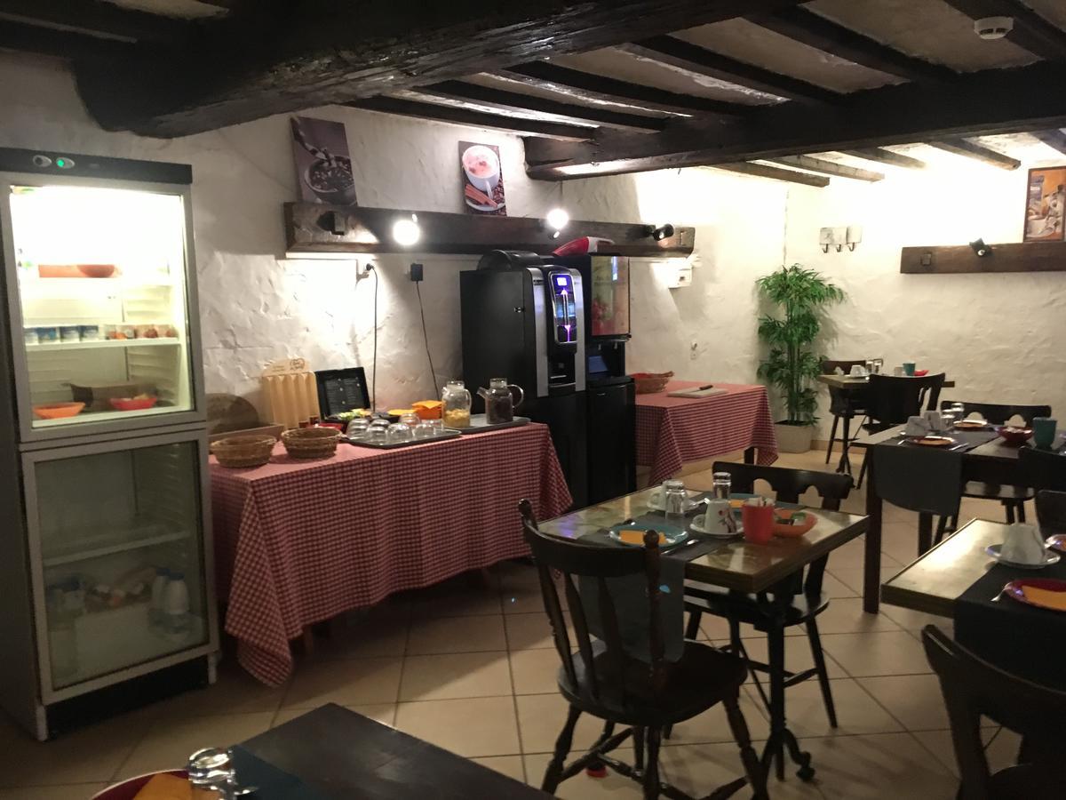 Le Relais Des Vieilles Postes Hotel Les Avenières Kültér fotó