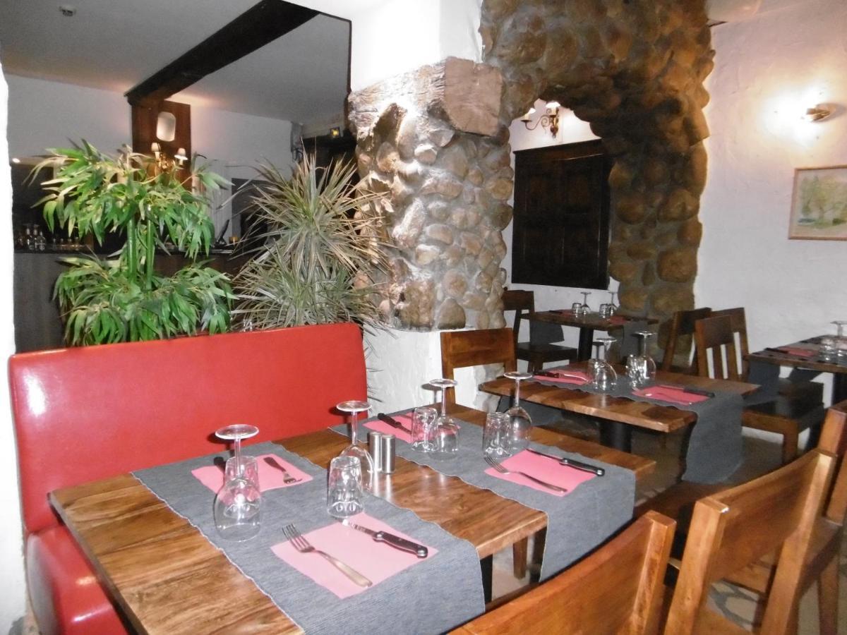 Le Relais Des Vieilles Postes Hotel Les Avenières Kültér fotó