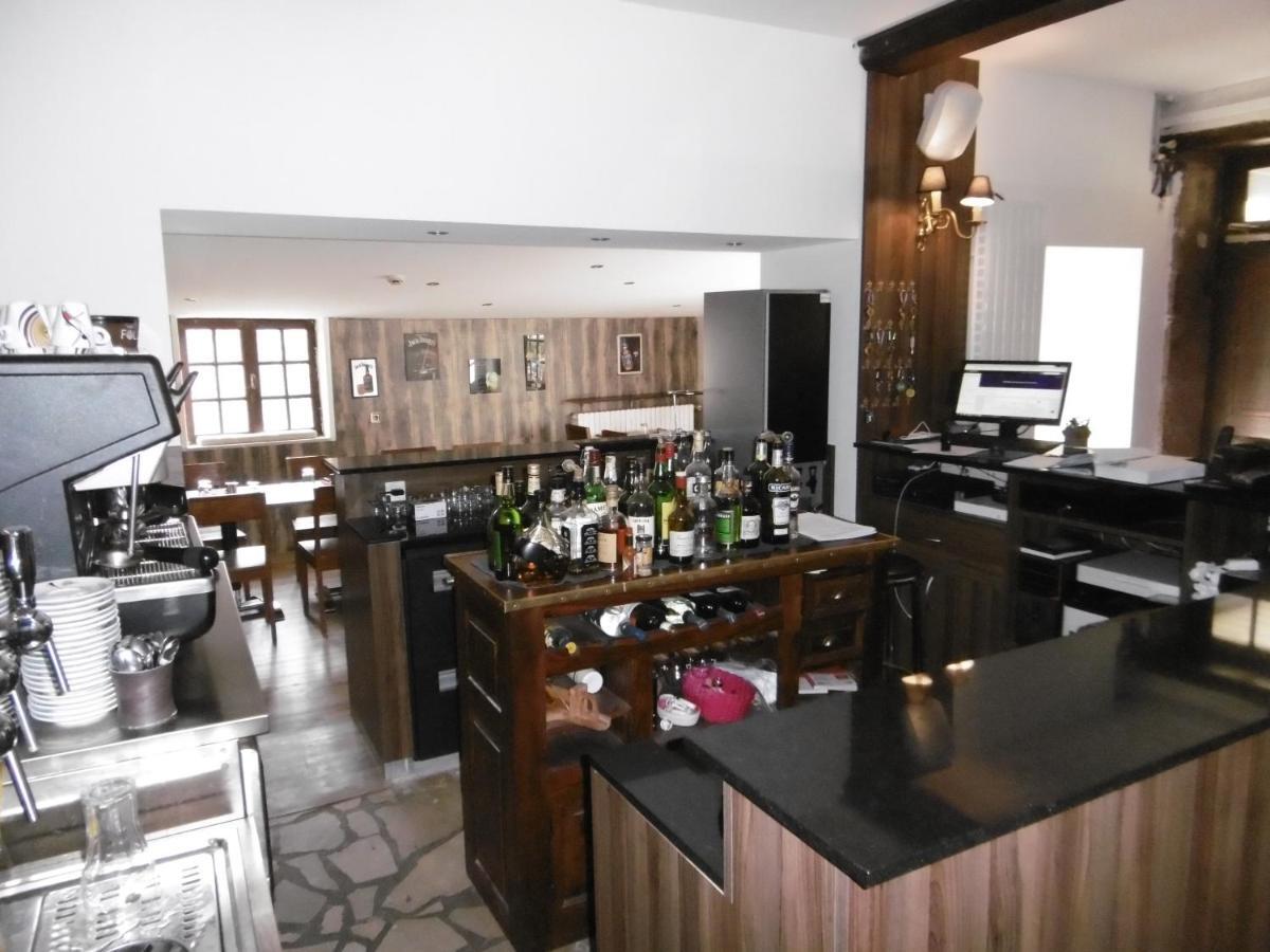 Le Relais Des Vieilles Postes Hotel Les Avenières Kültér fotó