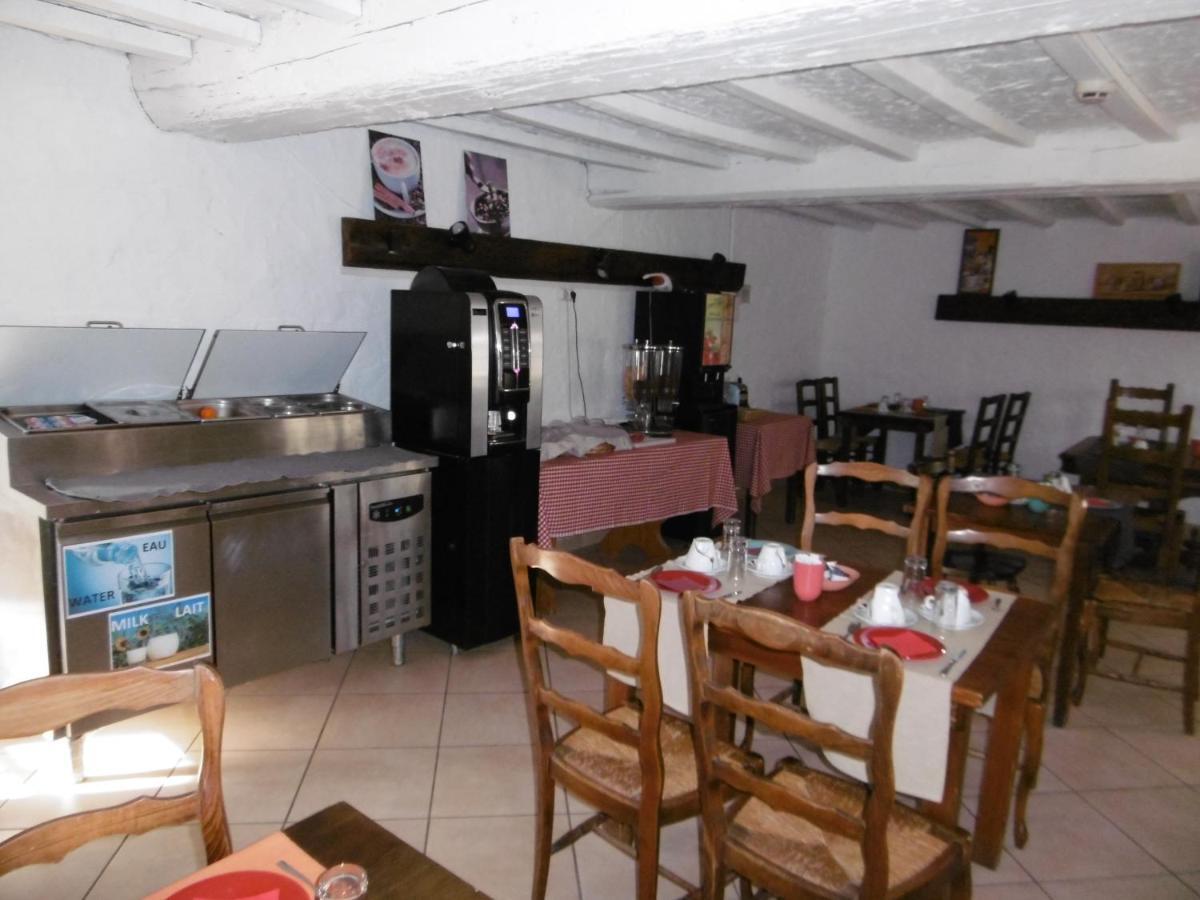 Le Relais Des Vieilles Postes Hotel Les Avenières Kültér fotó